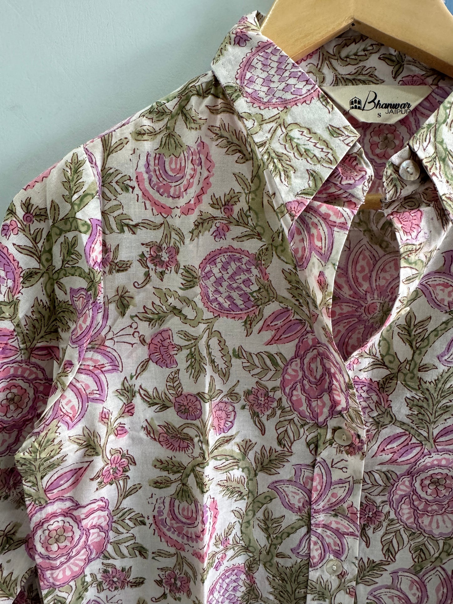 Ivory Rosette Trail Shirt | Women's Handblocked Shirt