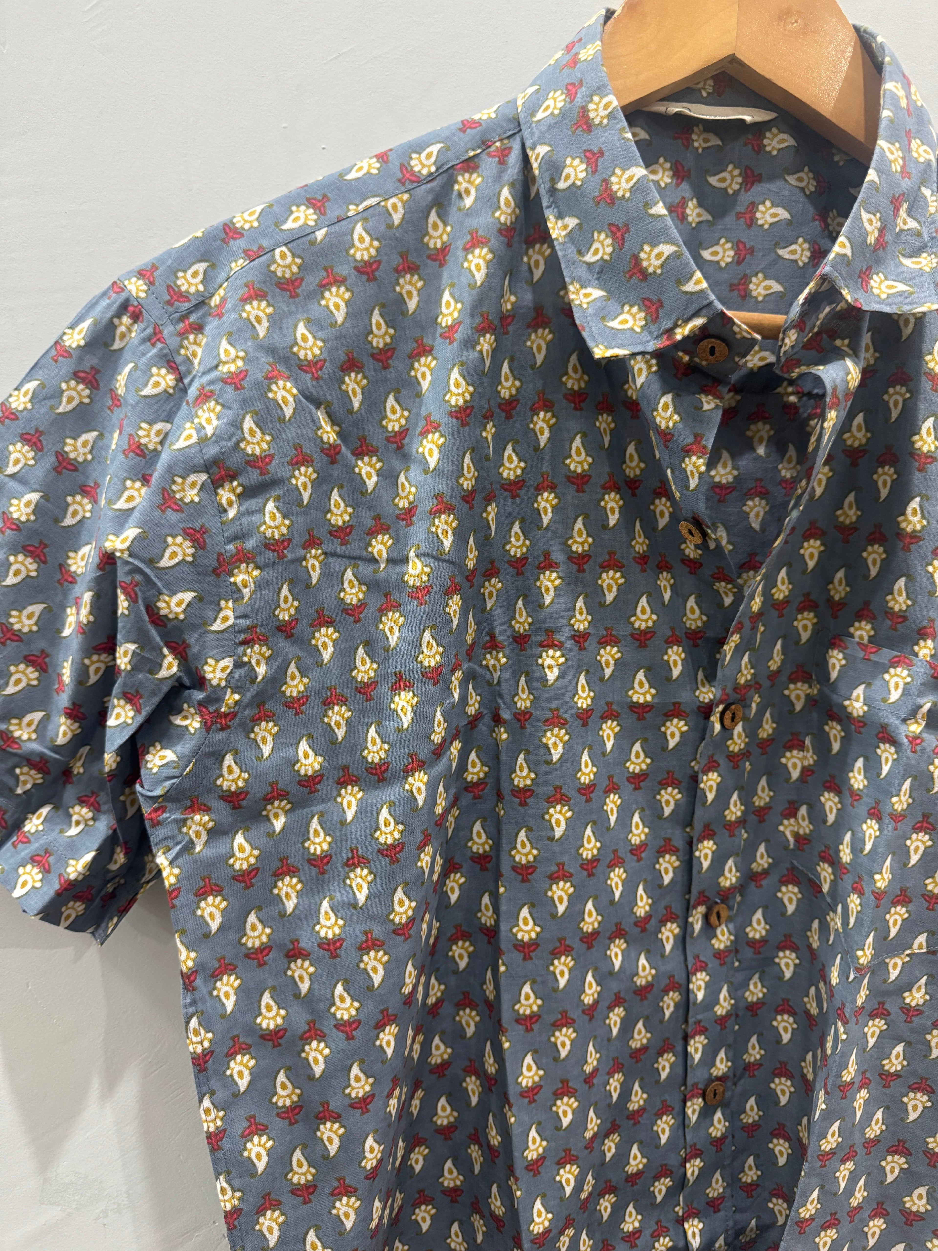 Iris |100% Pure Cotton Men's Shirts | Half Sleeves